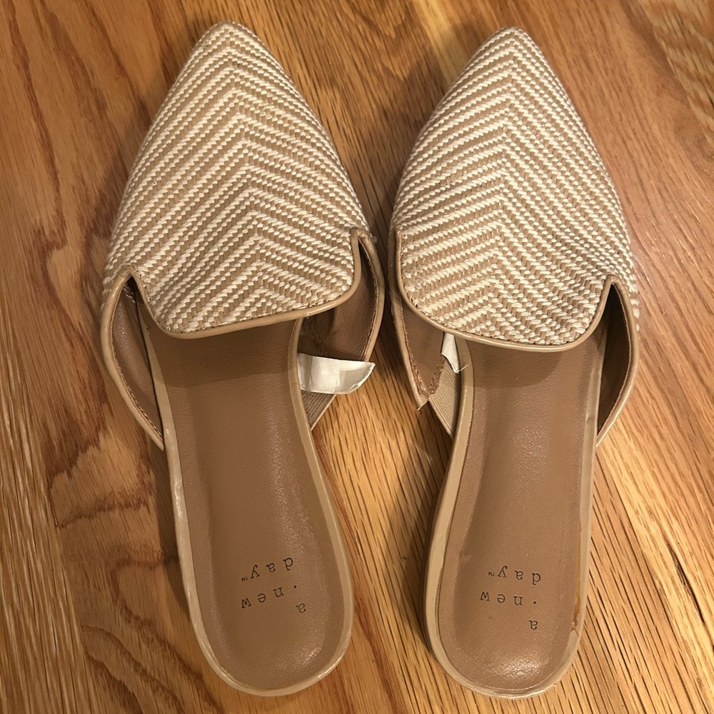 A New Day Women's Tan Chevron Mules